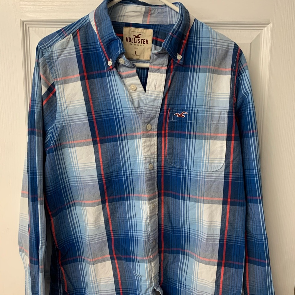 Men’s Hollister button down shirt